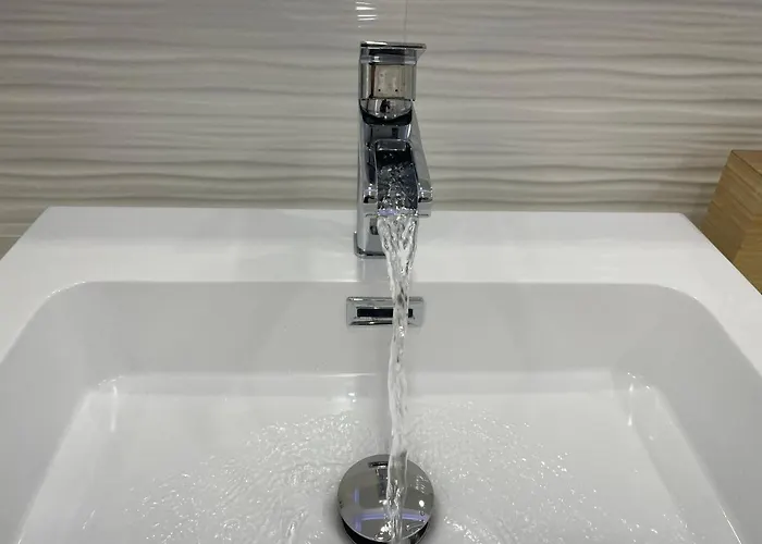 Bamboo Chic Apartment *