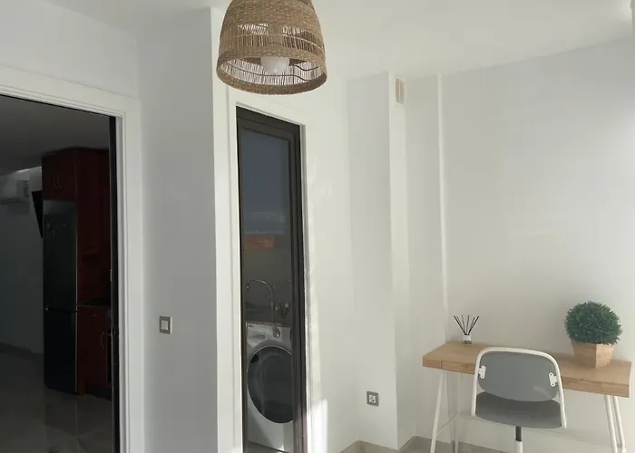 Bamboo Chic Apartment *